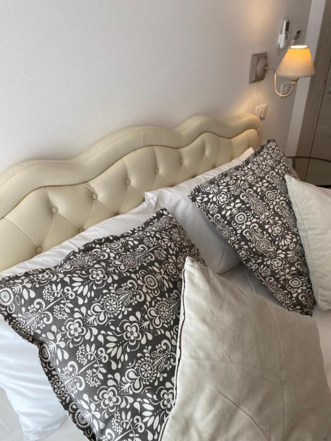 Unique Rooms ヴェローナ エクステリア 写真